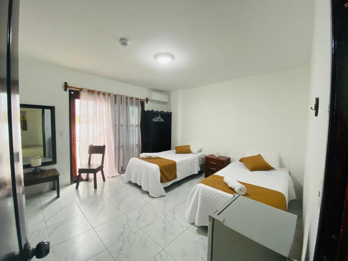 Carpao Lodging Galapagos Puerto Ayora  Buitenkant foto